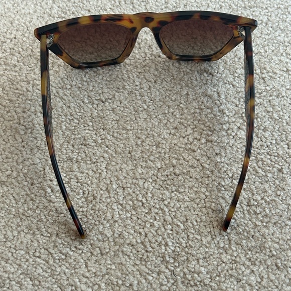 Sojos Sunglasses - Picture 2 of 3